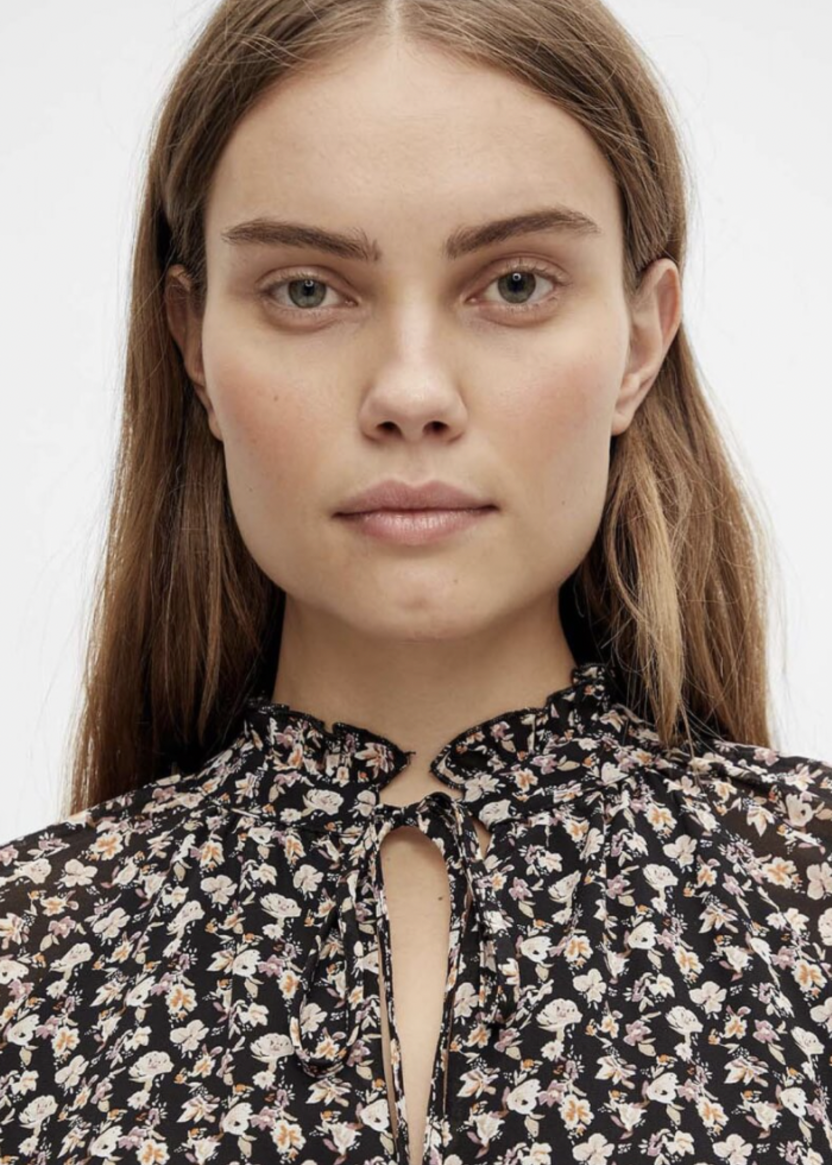 OBJECT OBJECT - Mila ruffle top noos zwart met bloemen
