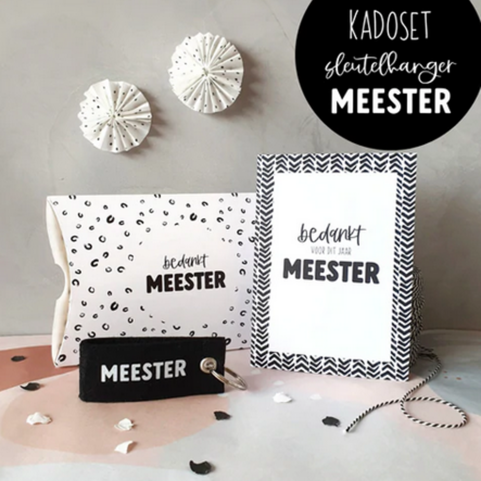 MIEKINVORM MIEKINVORM - Kadoset meester sleutelhanger vilt + ansichtkaart