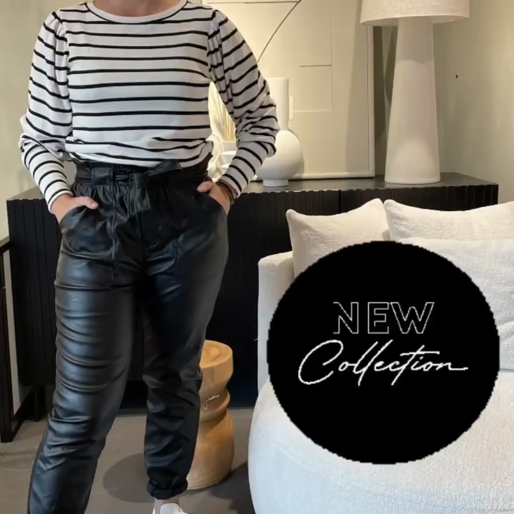 FLURESK FLURESK - Broek Bobby zwart leatherlook MAAT 44