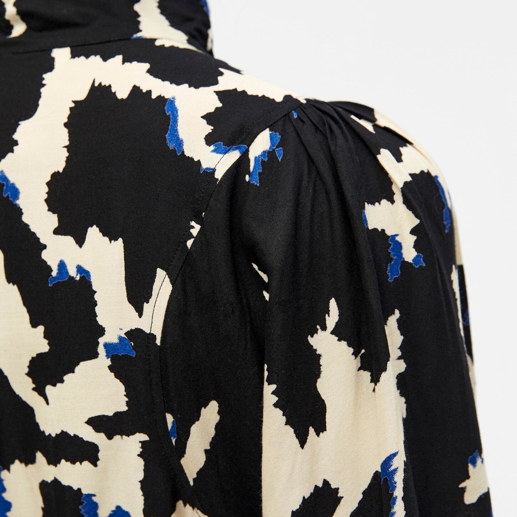 OBJECT OBJECT - Jurk Limia black/graphic maat 36