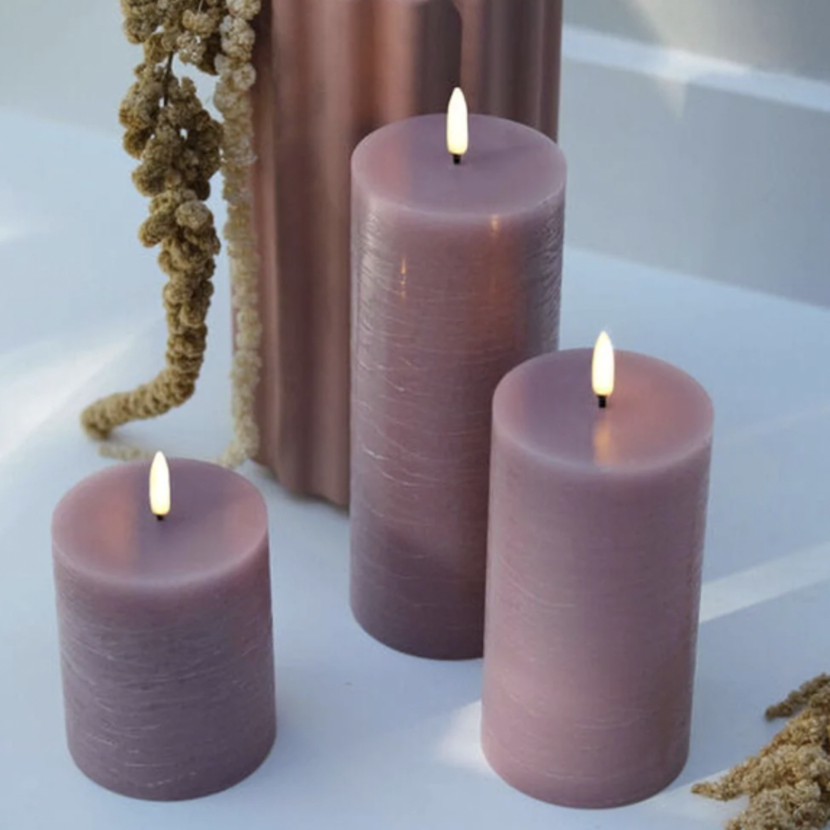 UYUNI UYUNI - Cilinderkaars LED Dusty rose 7,8x20cm