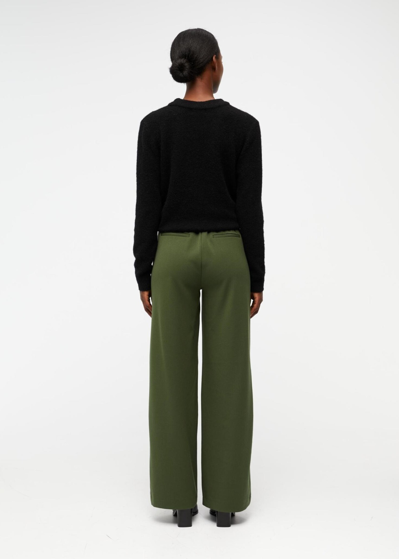 OBJECT OBJECT - Wide pant NOOS Lisa duffel bag / groen