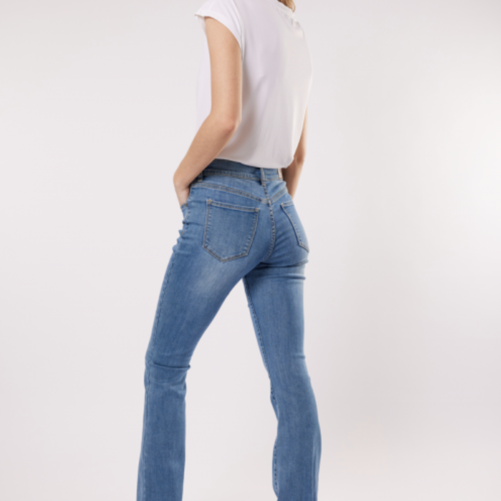 FLURESK FLURESK - Loes flared jeans medium blauw