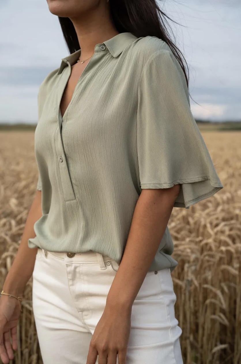 ZUSSS ZUSSS - Blouse met korte mouw saliegroen