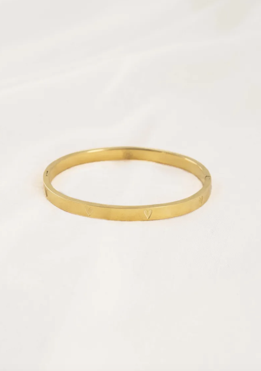 ZUSSS ZUSSS - Bangle armband met hartjes goud