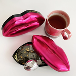 CURIOSITEAS CABINET OF CURIOSITEAS - Pink Lips blik| Bisous, Bisous!