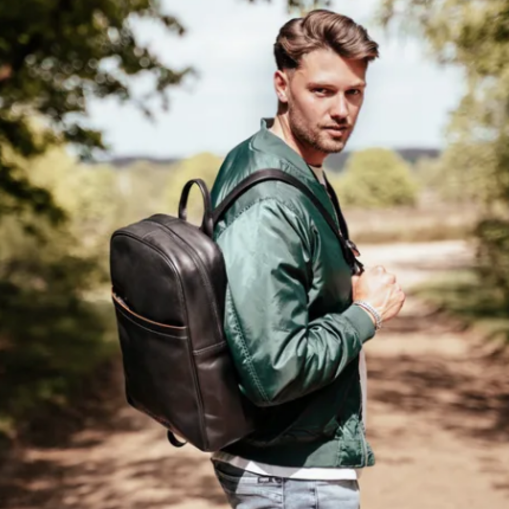 MICMACBAGS MICMACBAGS  - Rugzak echt leer Cognac Le mans 13,3 inch (29,4x16,6 cm.)