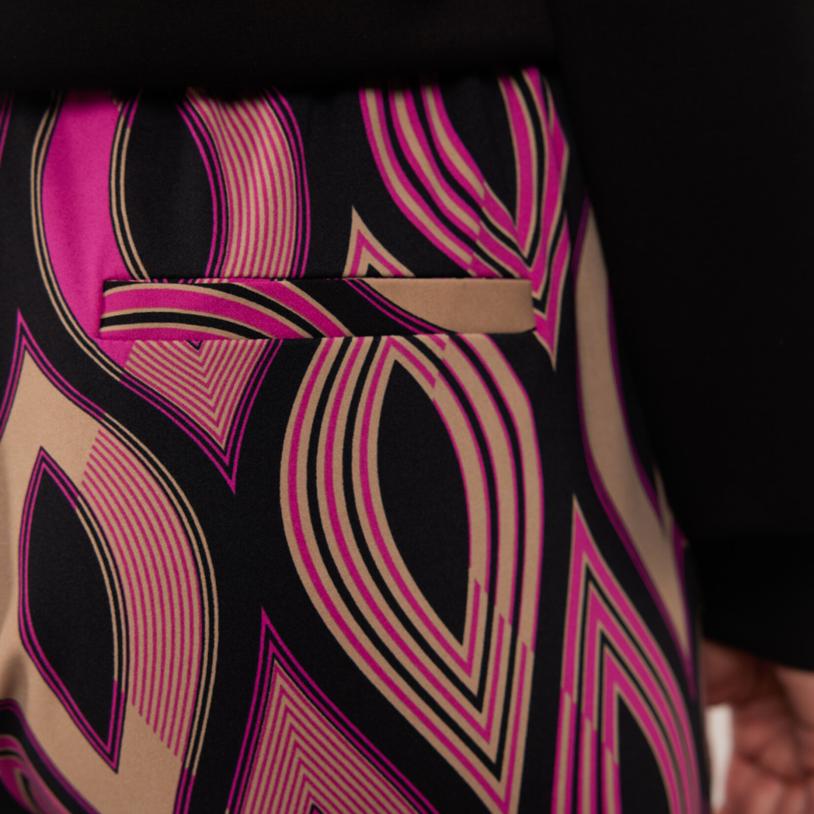 G-MAXX G-MAXX - Broek Ena berry/zwart MAAT S