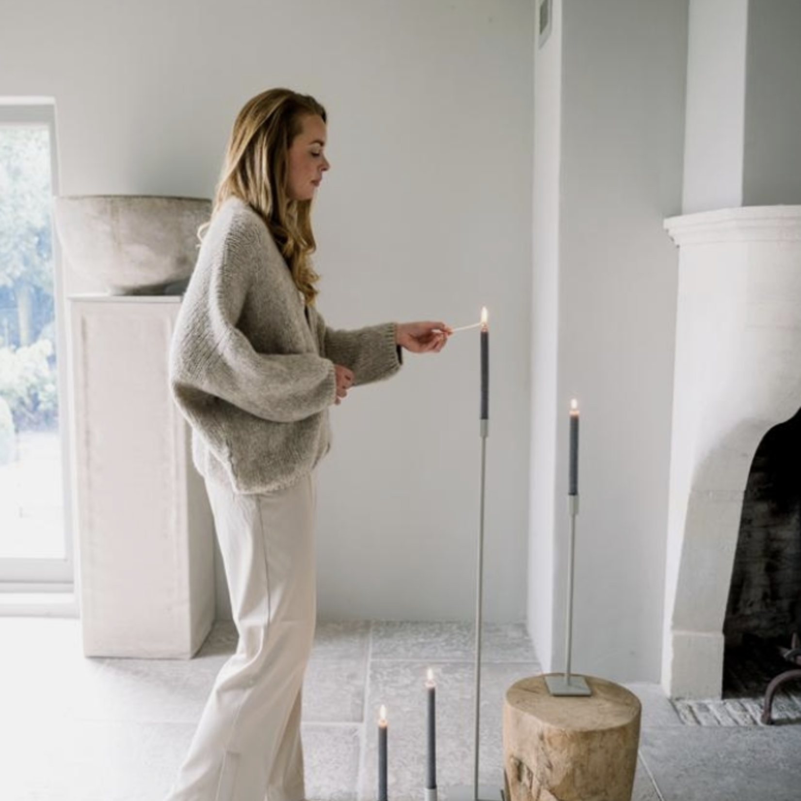 LEEFF LEEFF - Kandelaar cleo grijs L 45cm