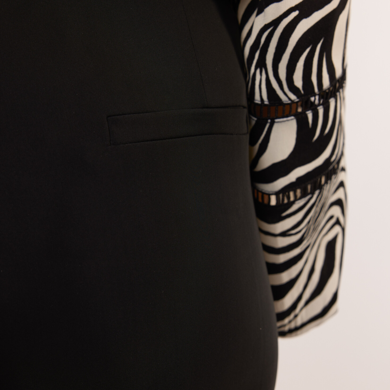 FLURESK FLURESK - Broek Sem zwart MAAT 38