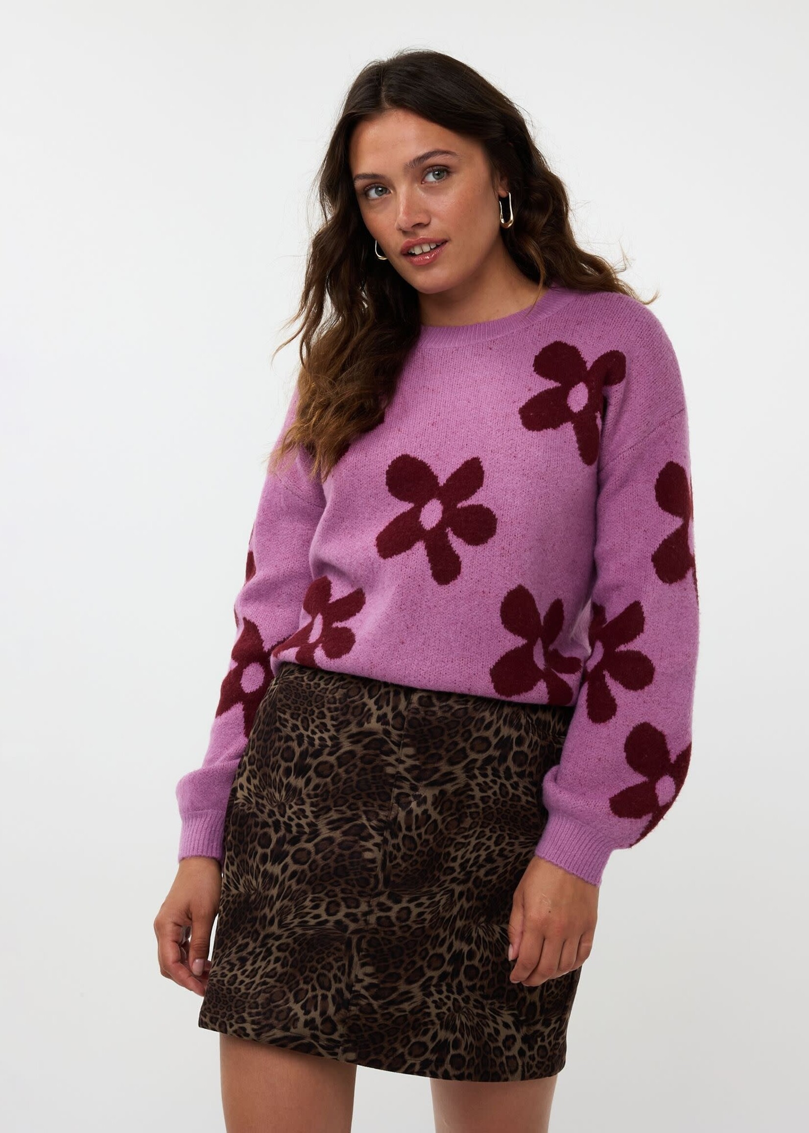 YDENCE YDENCE - Knitted sweater daisie lilac/burgundy