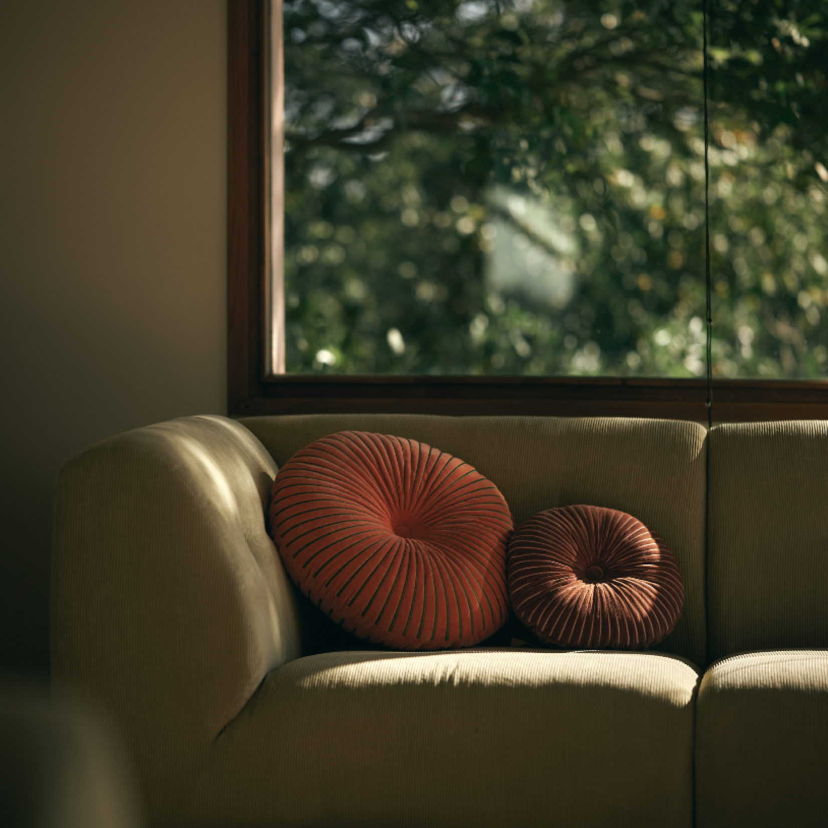 HKLIVING HKLIVING - Kussen rond met golvend patroon Sienna 50x50cm TCU0010