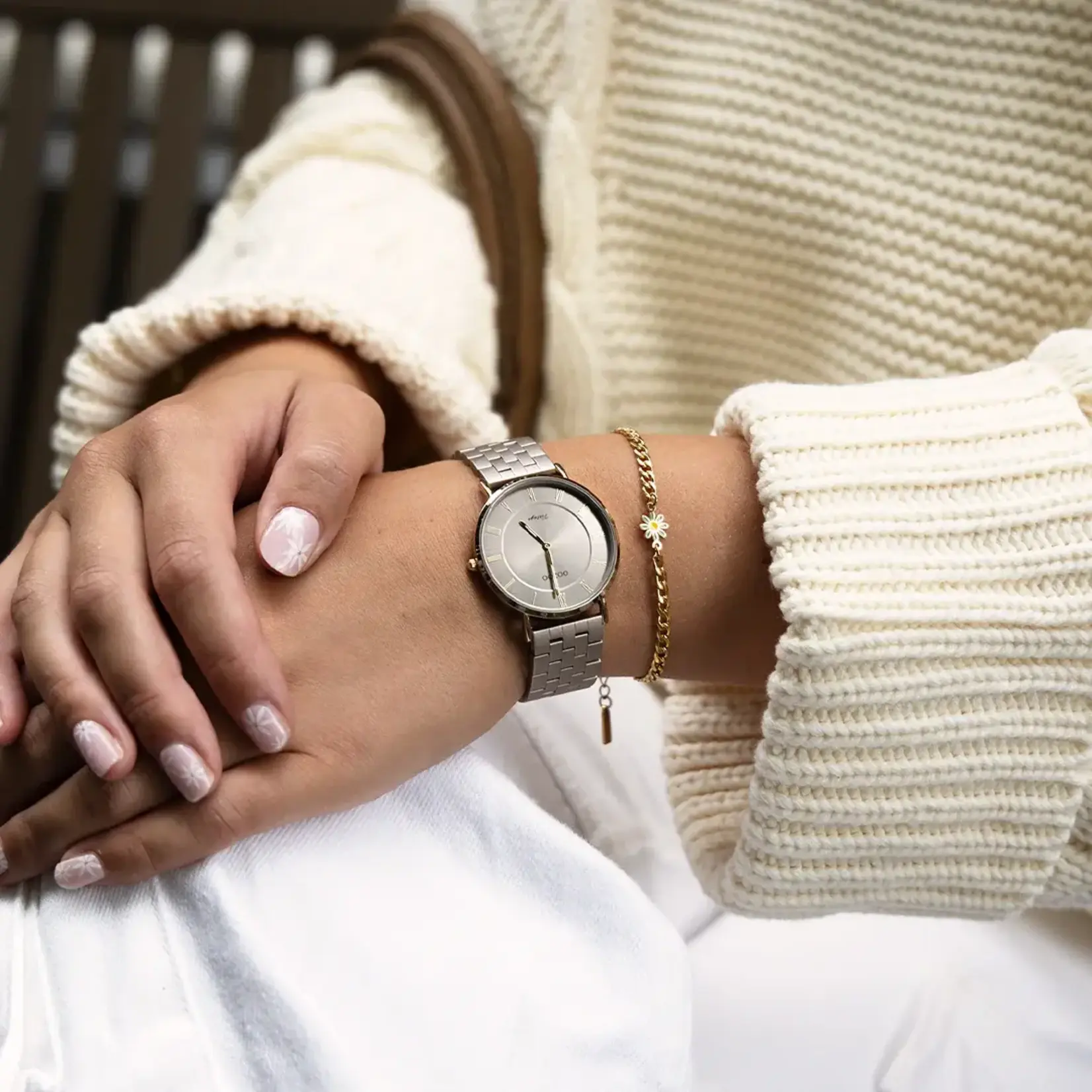OOZOO OOZOO - Horloge Taupe met mesh band