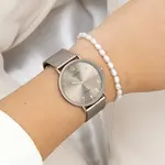 OOZOO OOZOO - Horloge Taupe met taupe metalen mesh armband C20380