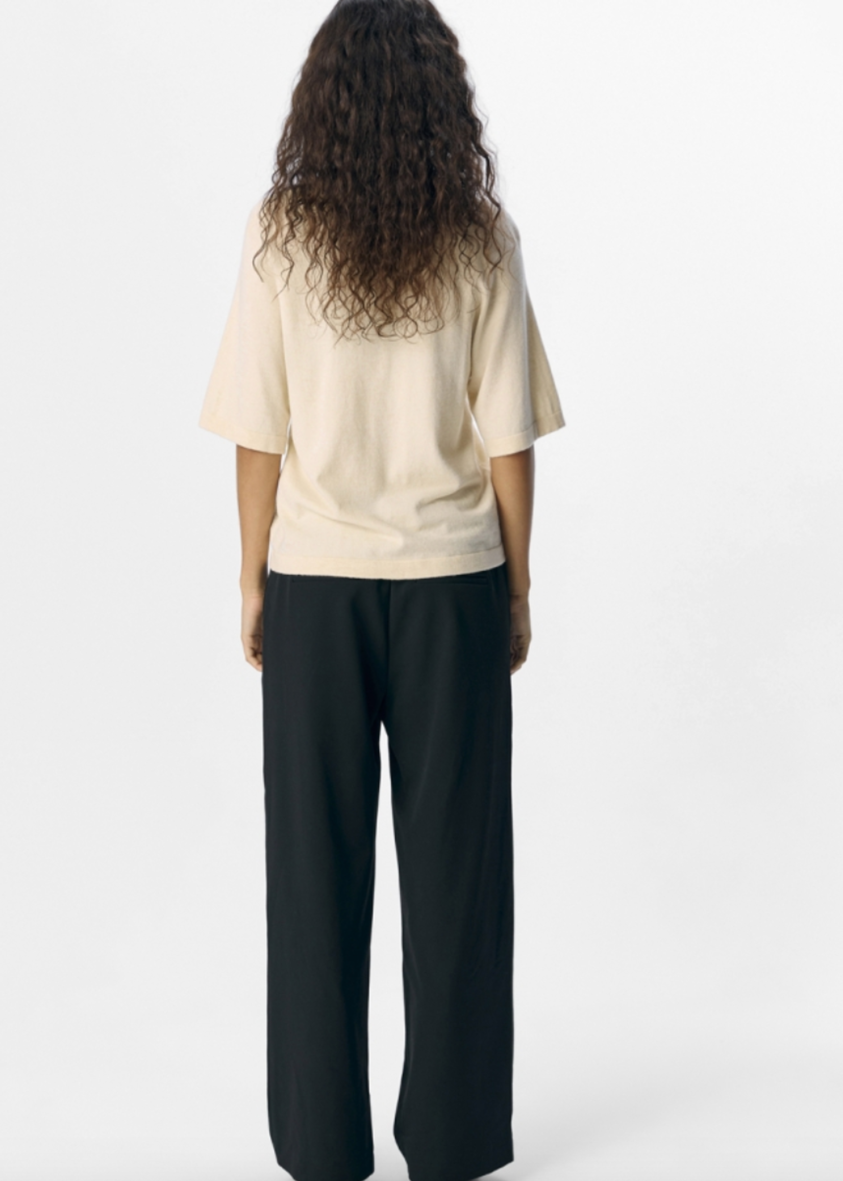 OBJECT OBJECT - Top Thess v-neck 2/4 gebreid beige