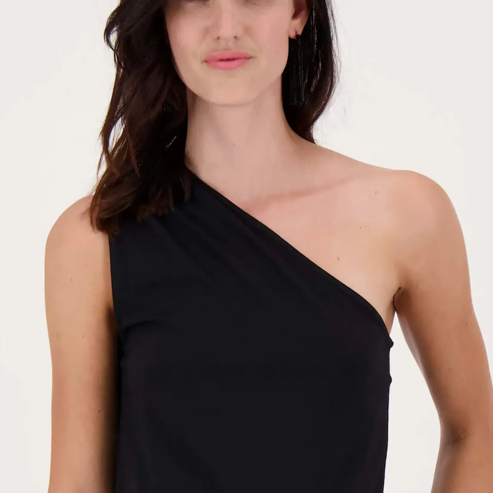 ZUSSS ZUSSS - Asymmetrische top zwart