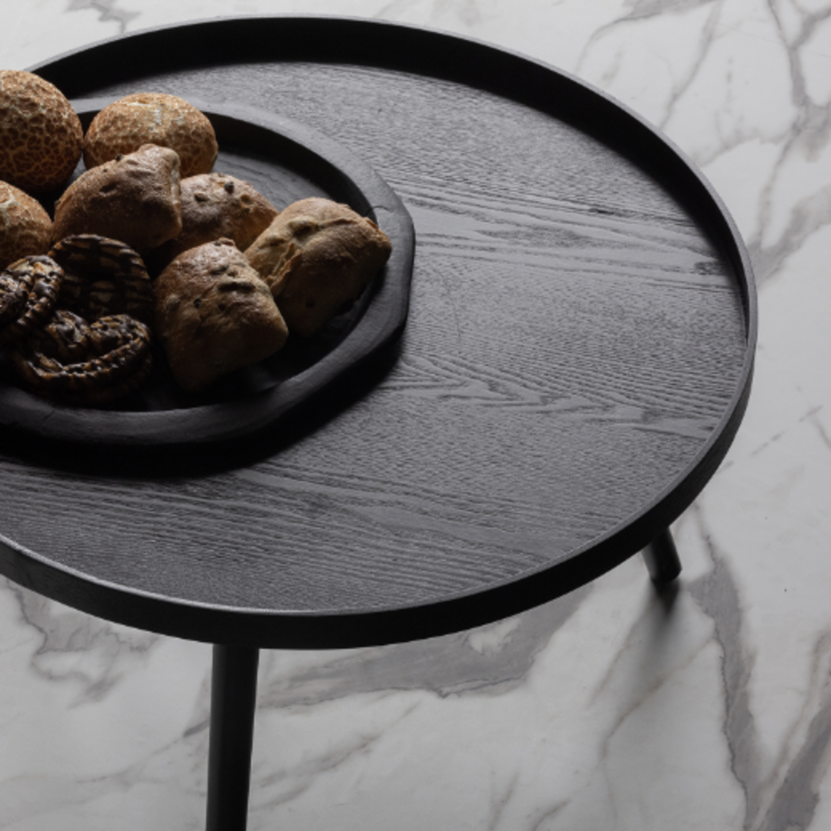 -- MESA bijzettafel zwart  L