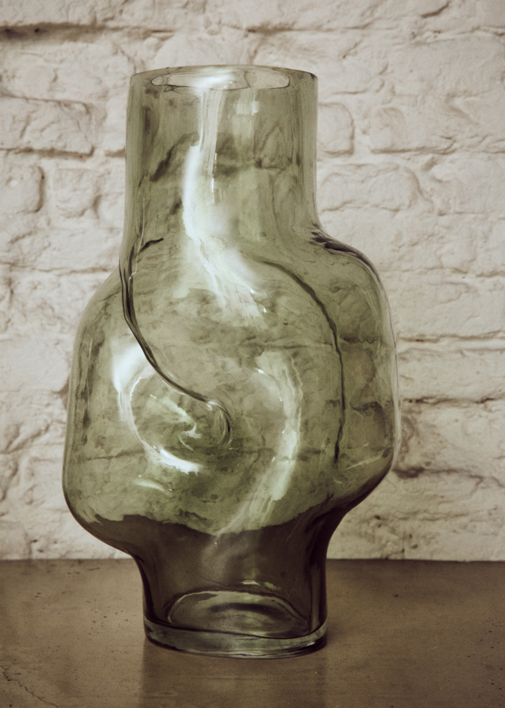 HKLIVING HKLIVING - Gleam glass high vase olive AVG0009