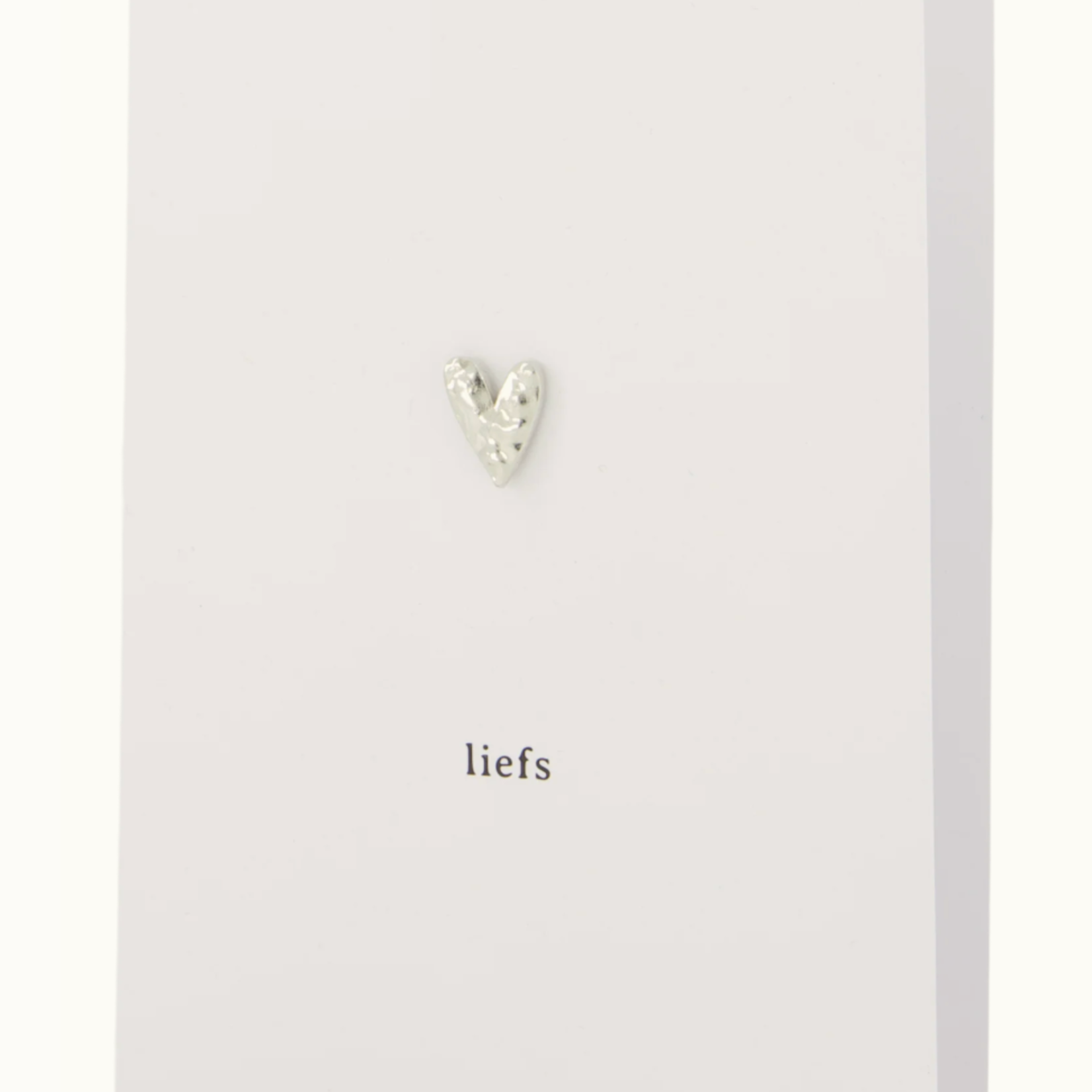 ZUSSS ZUSSS - Wenskaart broche liefs hartje zilver