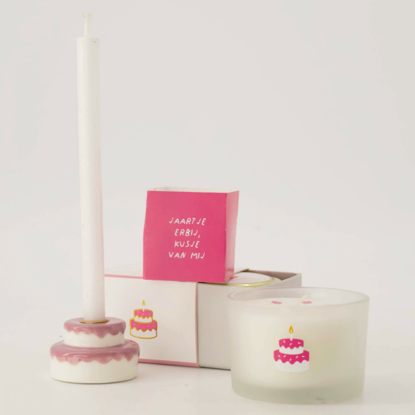 ZUSSS ZUSSS - Geurkaarsje in wikkel kusje wit/roze