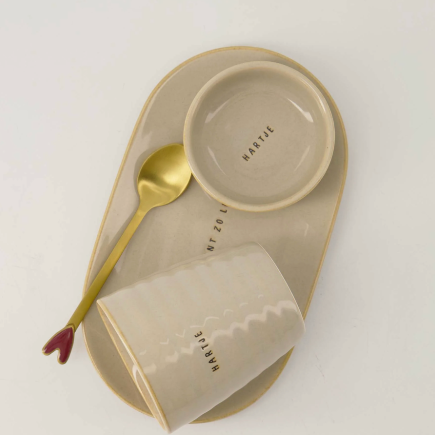 ZUSSS ZUSSS - Koffiemok hartje zand
