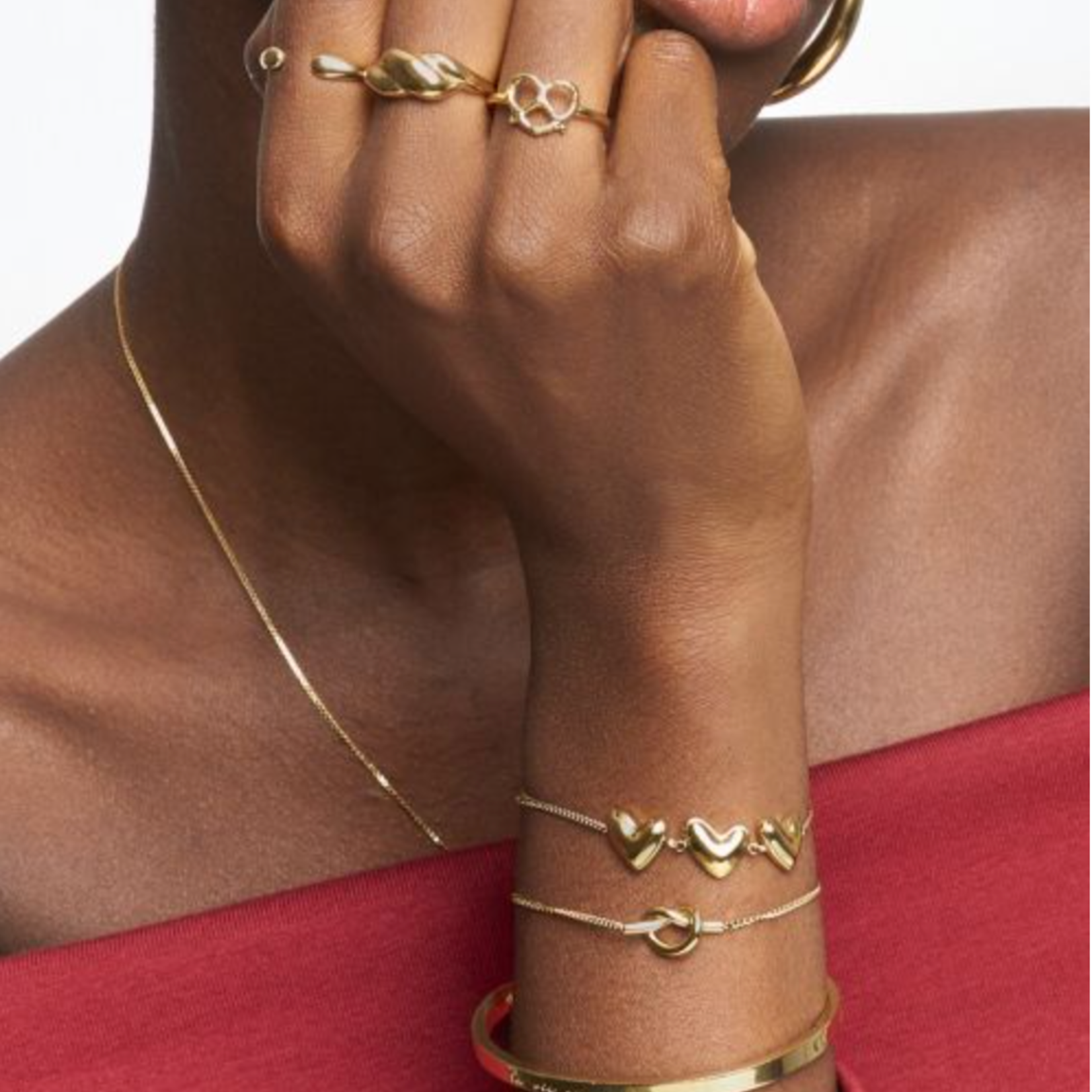 MY JEWELLERY MY JEWELLERY - Bold armband met drie hartjes goud