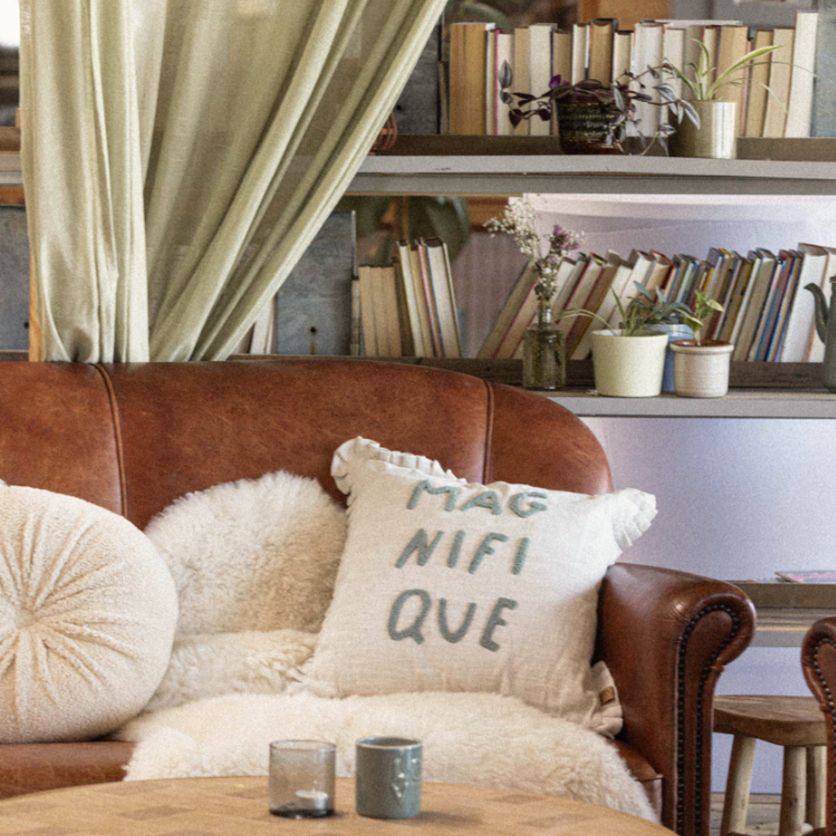 ZUSSS ZUSSS - Kussen  ruffle magnifique 45cm45cm peper en zout/grijsblauw