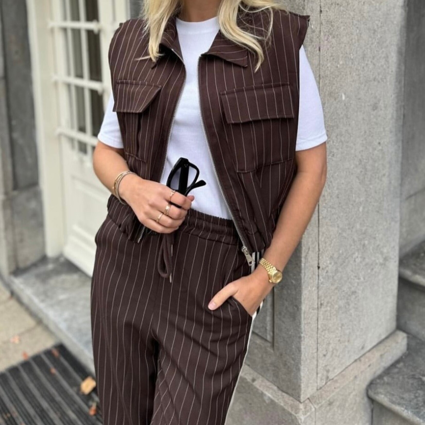 -- Broek Bruin krijtstreep en bies