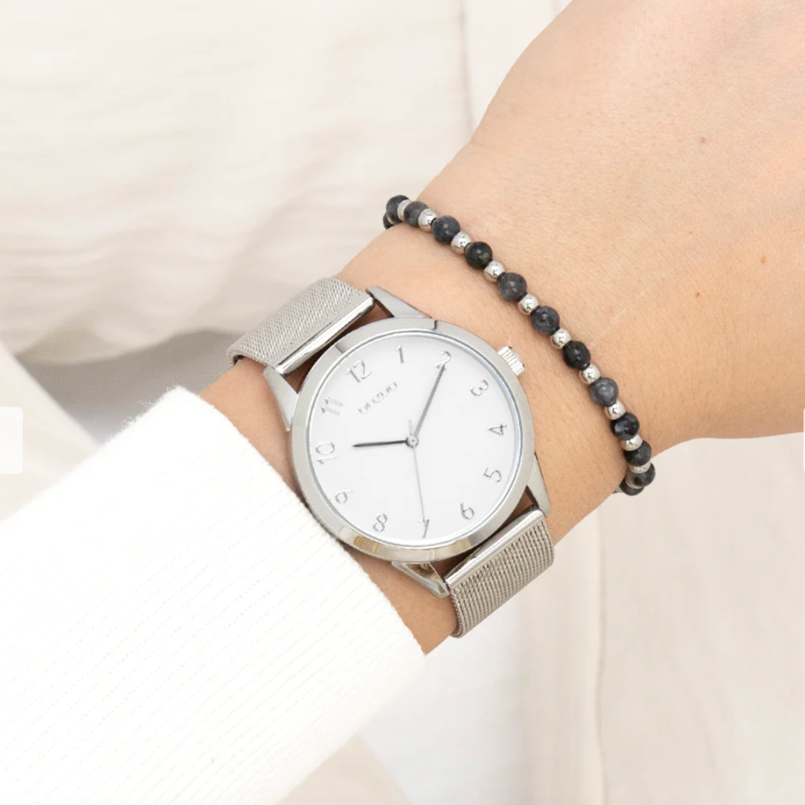 OOZOO OOZOO - Zilverkleurig horloge met metalen mesh band ø 40mm