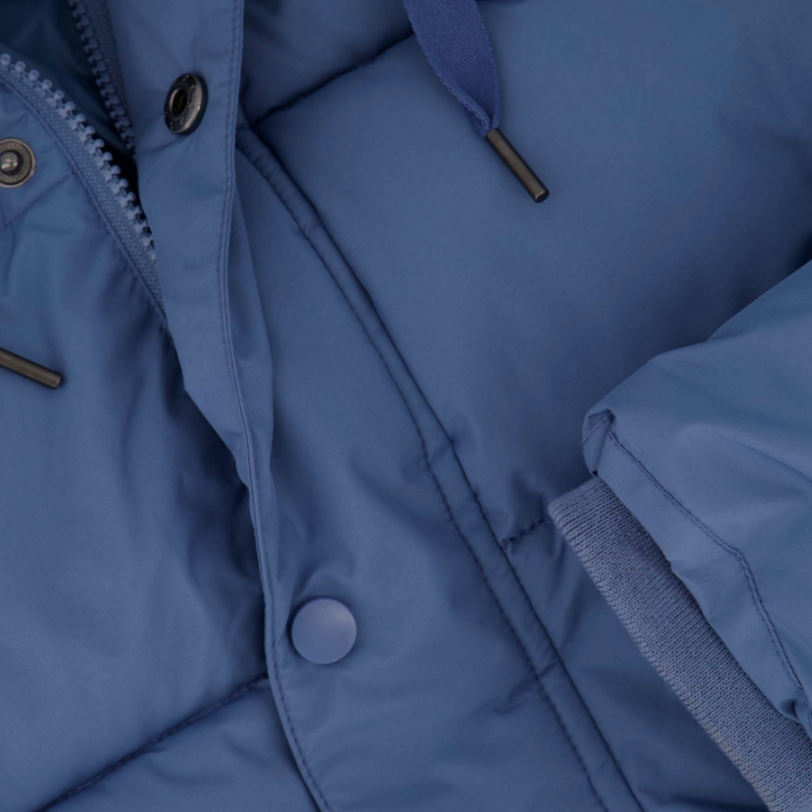 ZUSSS ZUSSS - Korte bubblecoat met teddy details ice blue MAAT S