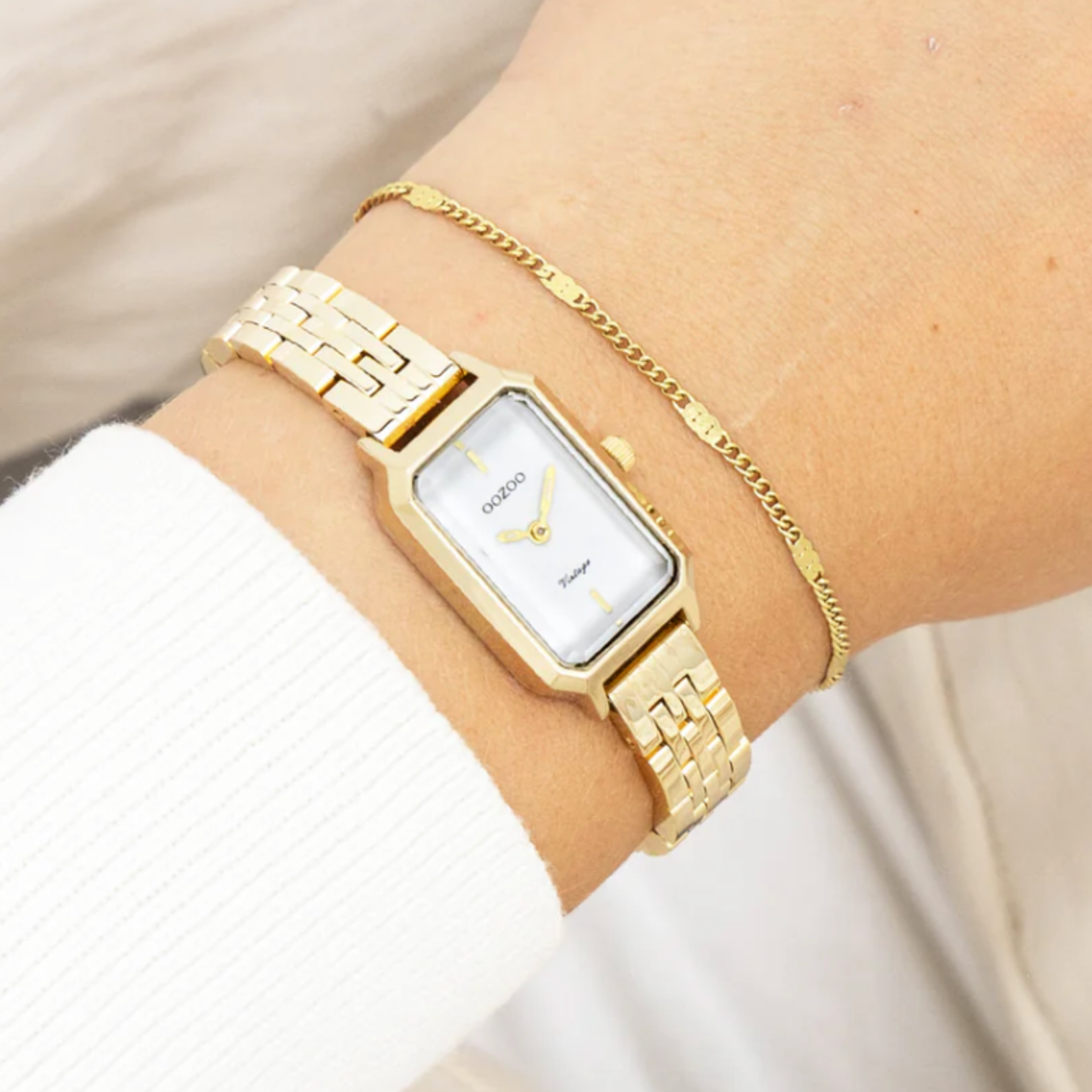 OOZOO OOZOO - Goudkleurig  horloge met roestvrijstalen band - C20427