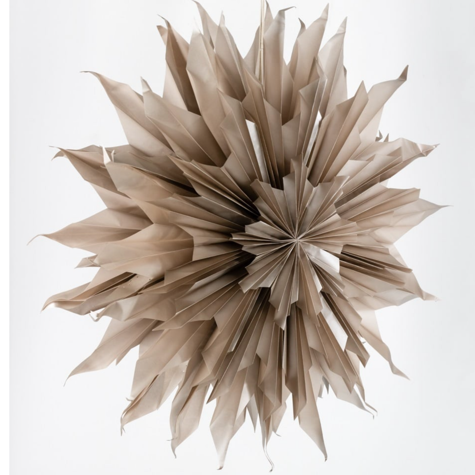 -- KERSTSTER - SUN 100 cm taupe met pendel