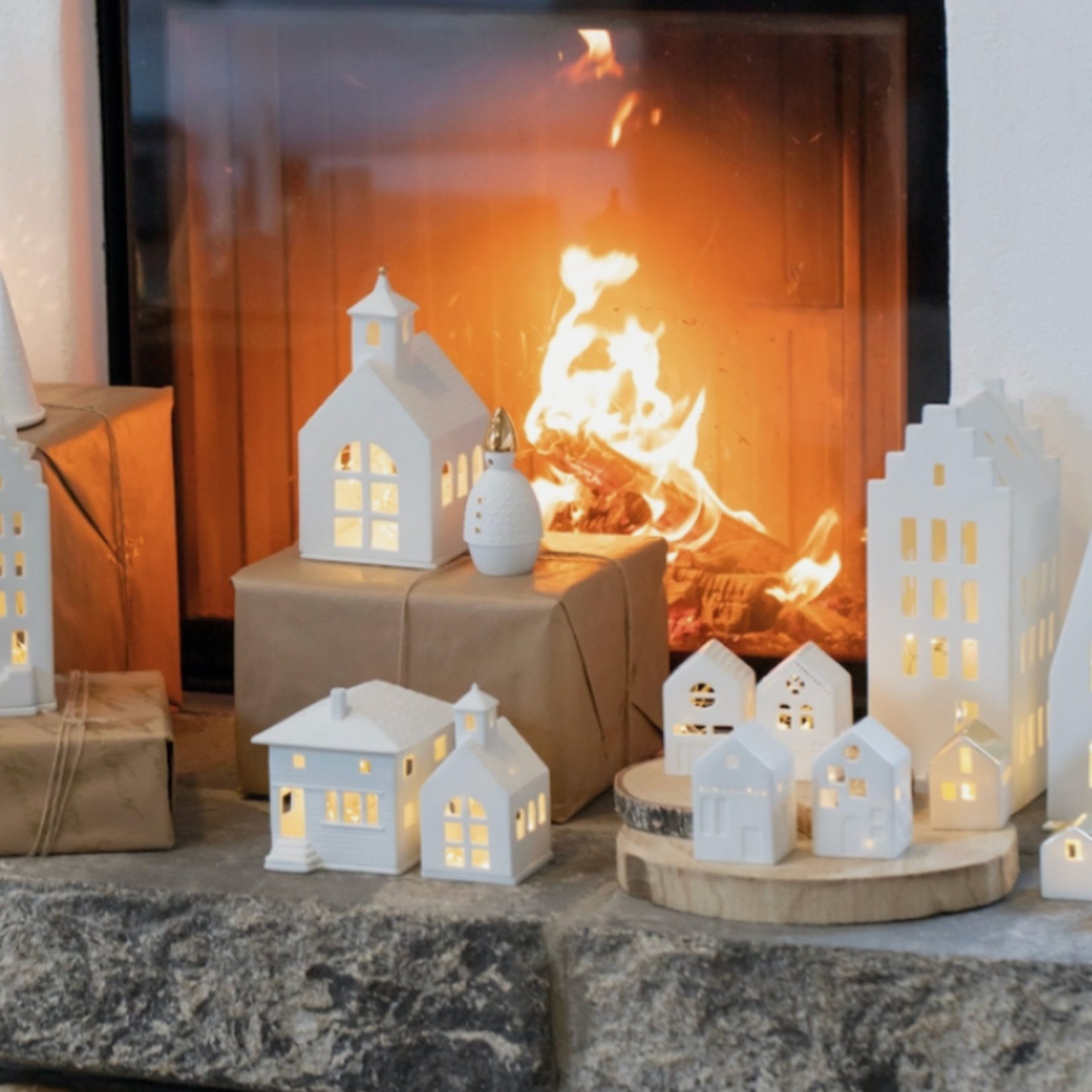 RÄDER DESIGN Stories RÄDER DESIGN - Large light house gable roof