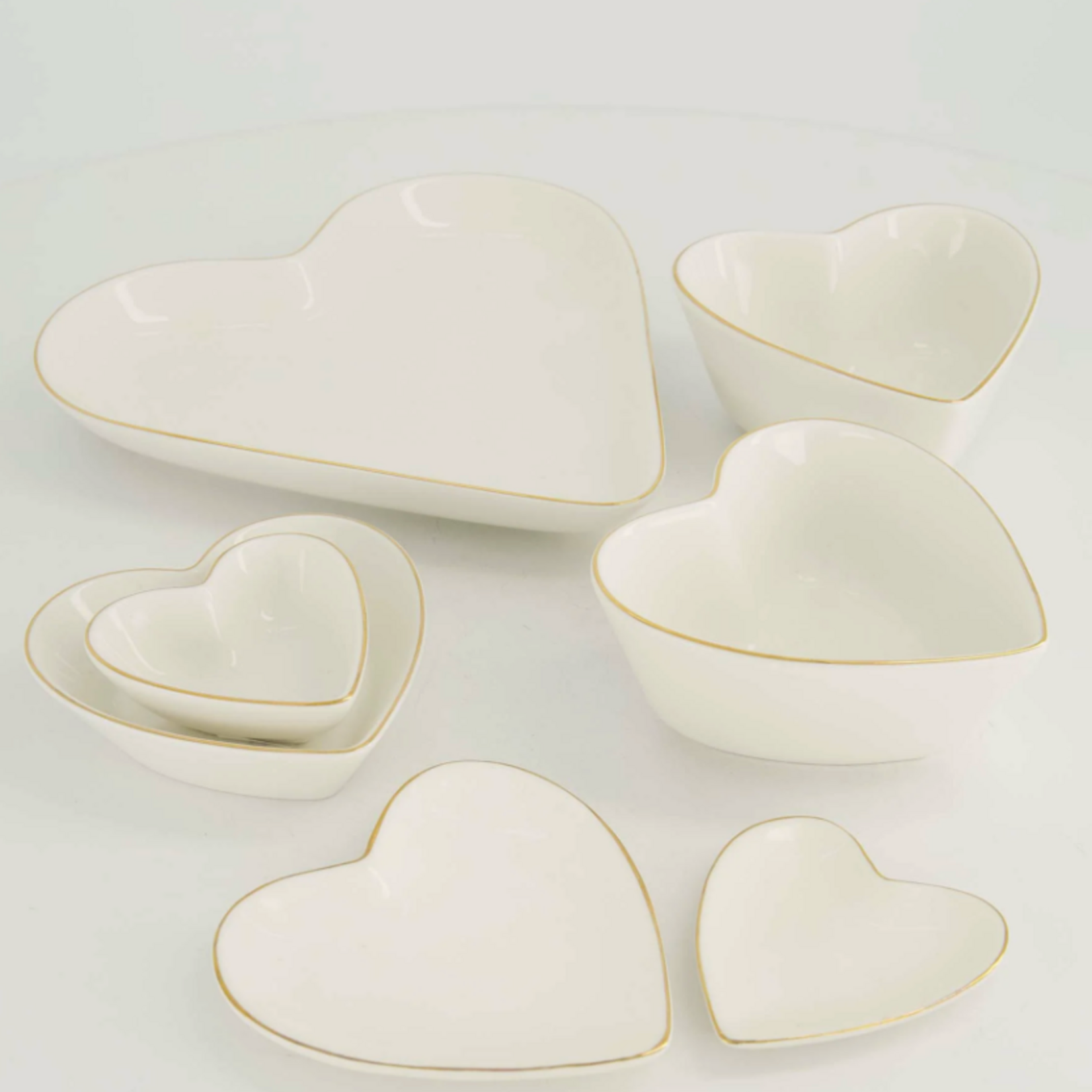 ZUSSS ZUSSS - Thee -en dip schaaltje wit met goud hartje