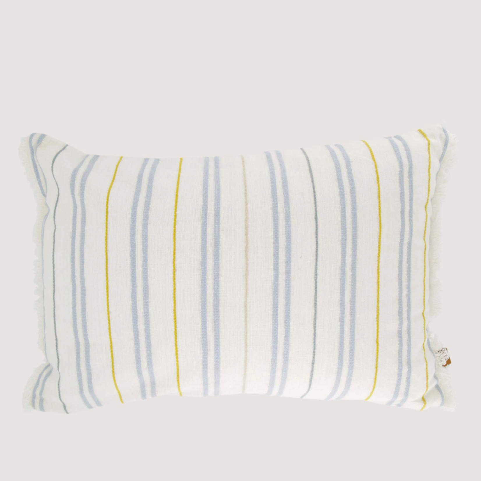 ZUSSS ZUSSS - Kussen streep wit franjes 60x40cm met l blauwe strepen