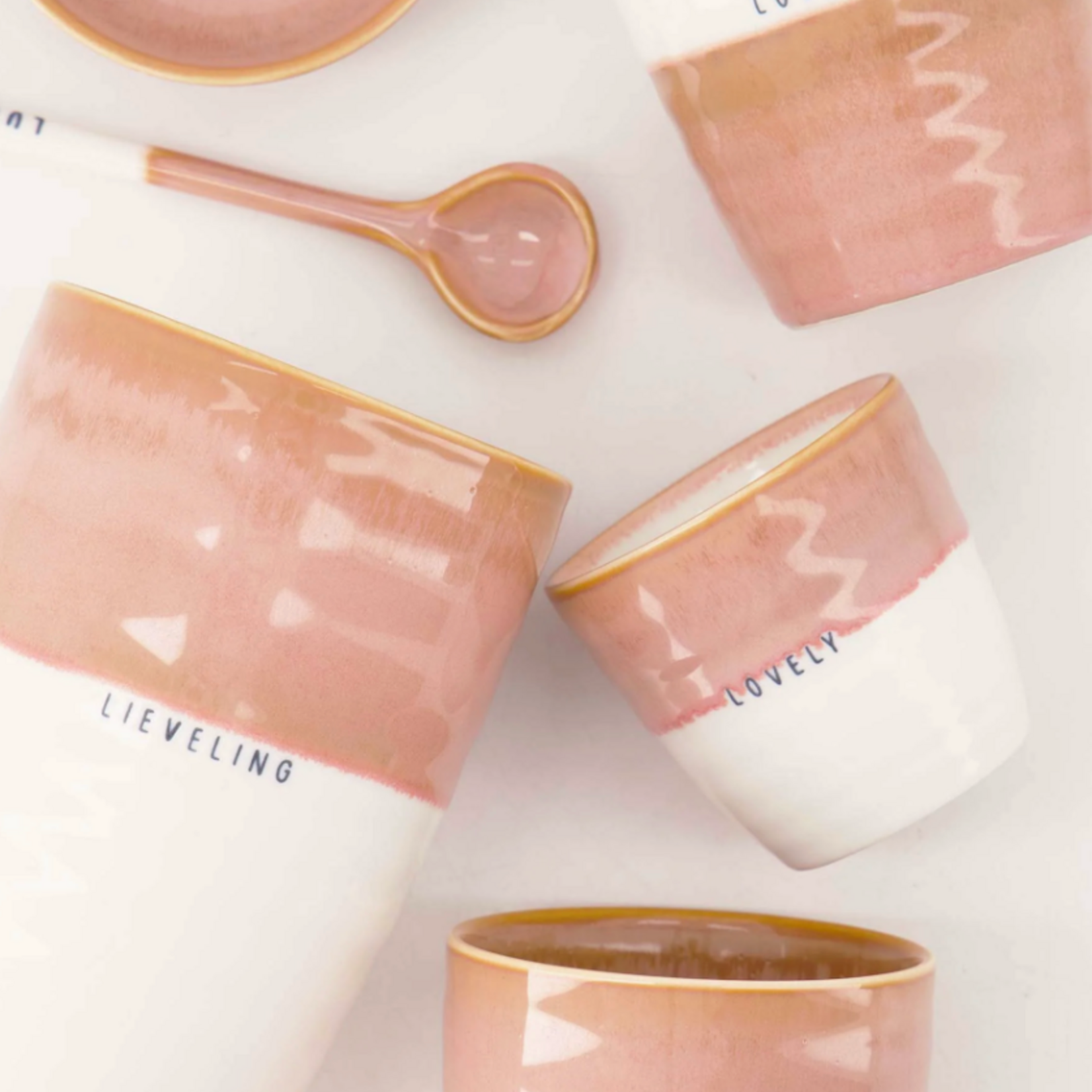 ZUSSS ZUSSS - Espressomok lovely wit/donkerroze