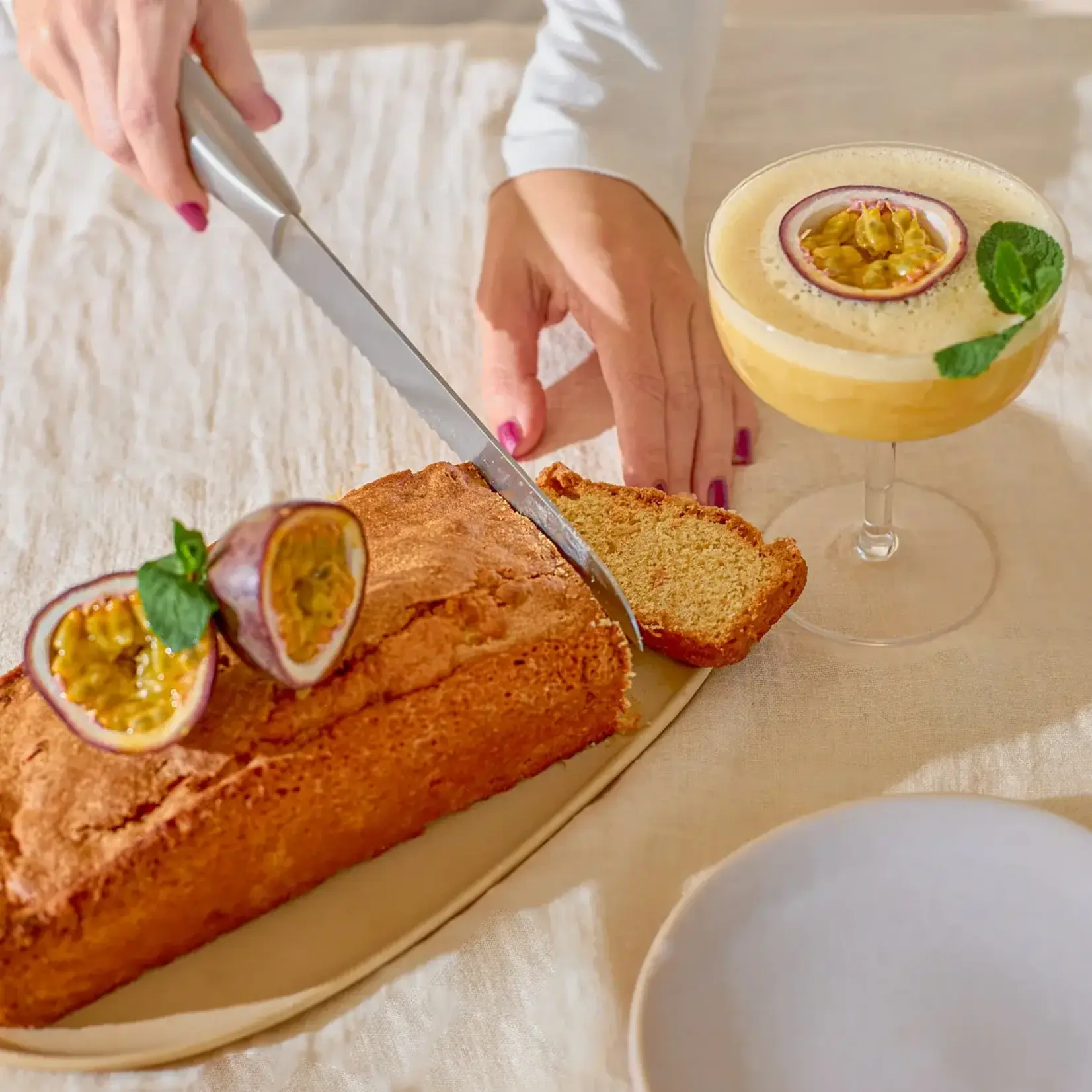 PINEUT PINEUT - Cake pot Passionfruit martini cake