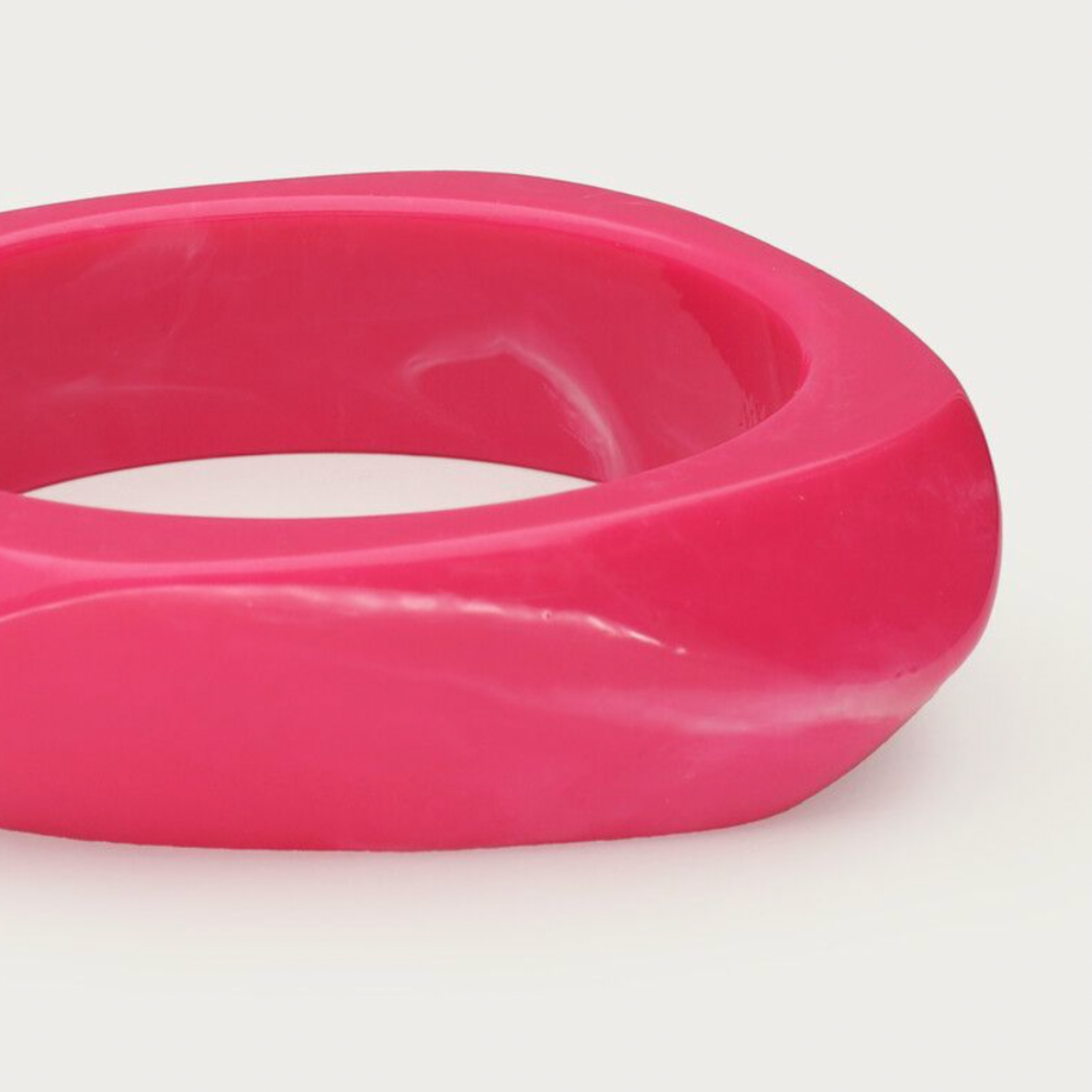MY JEWELLERY MY JEWELLERY -  Fel roze resin bangle