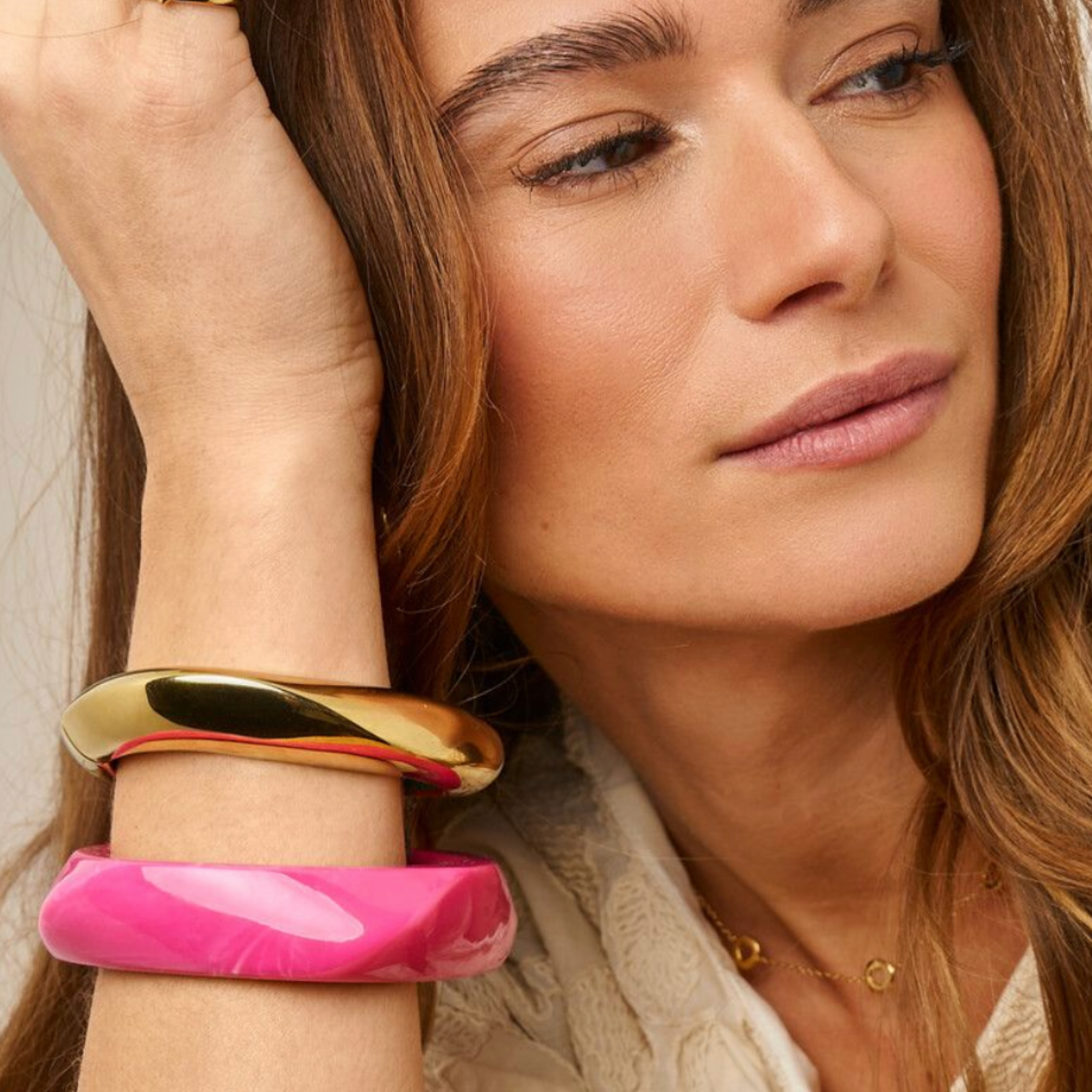 MY JEWELLERY MY JEWELLERY -  Fel roze resin bangle