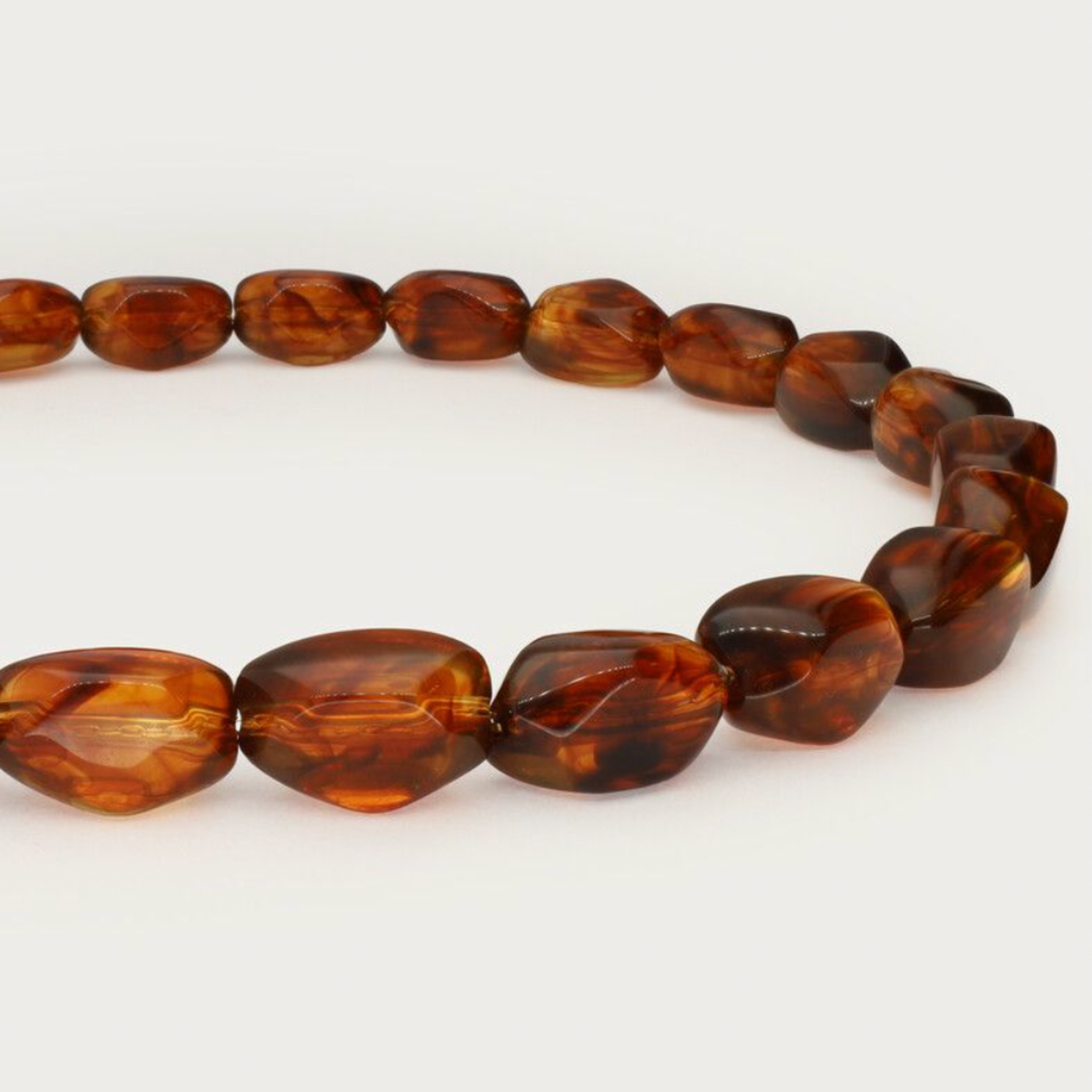 MY JEWELLERY MY JEWELLERY - Bruine statement ketting met ovalen kralen