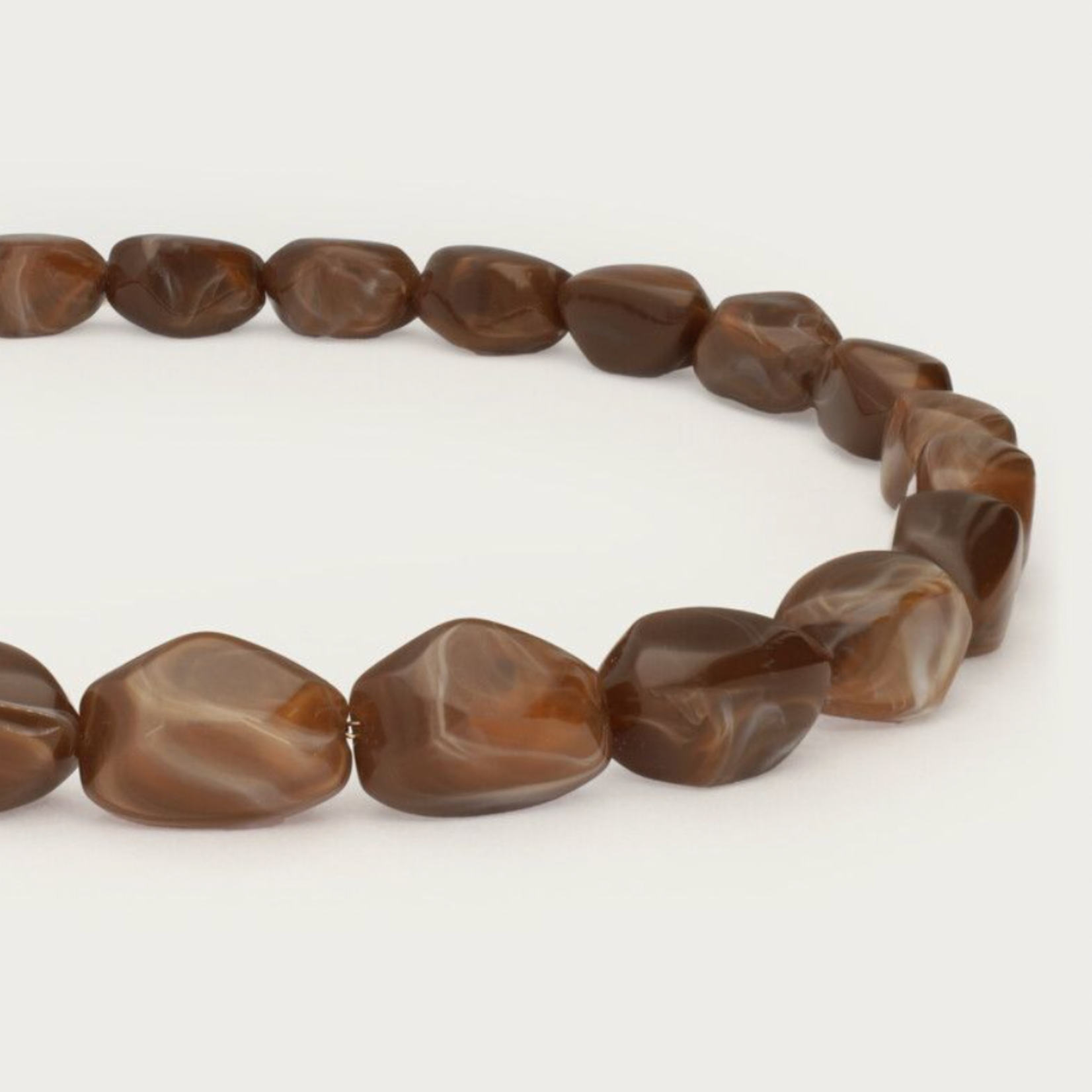 MY JEWELLERY MY JEWELLERY - Donkerbruine statement ketting met ovalen kralen