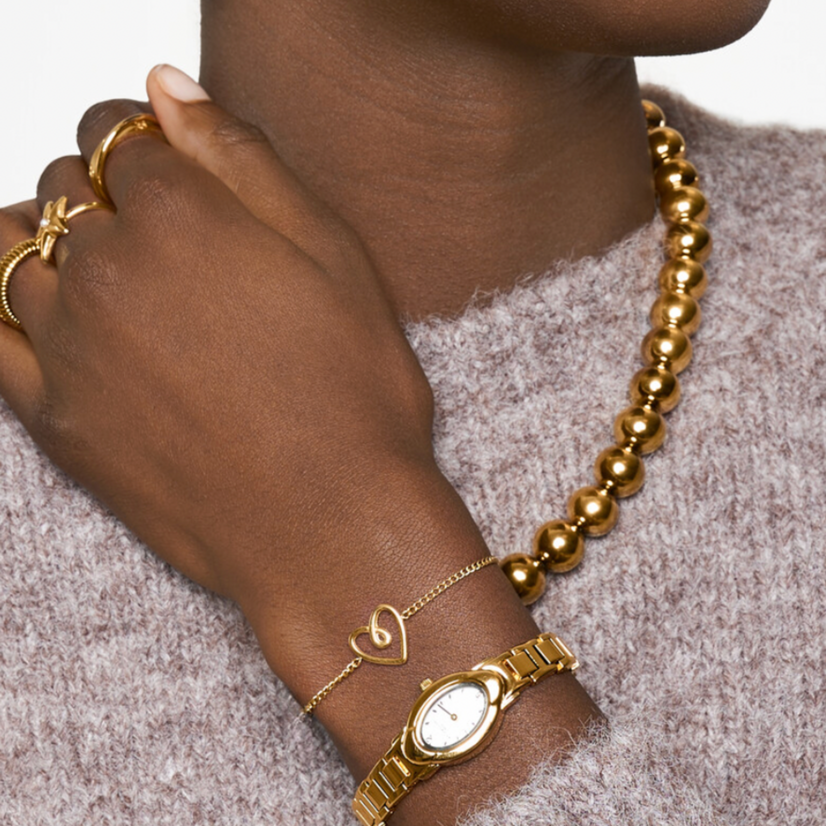 MY JEWELLERY MY JEWELLERY - Minimalistische armband met verbonden hartje goud