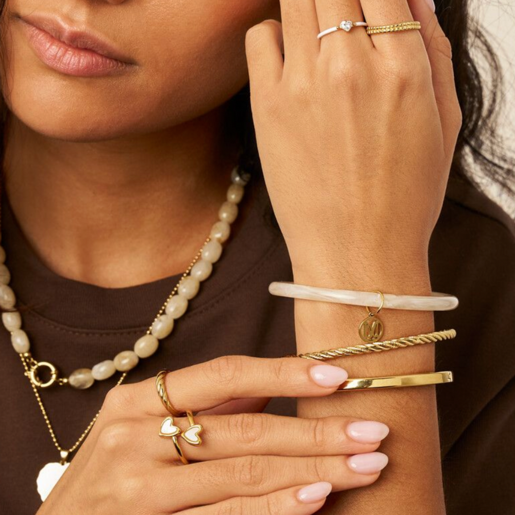 MY JEWELLERY MY JEWELLERY - Beige met gouden dunne bangle set