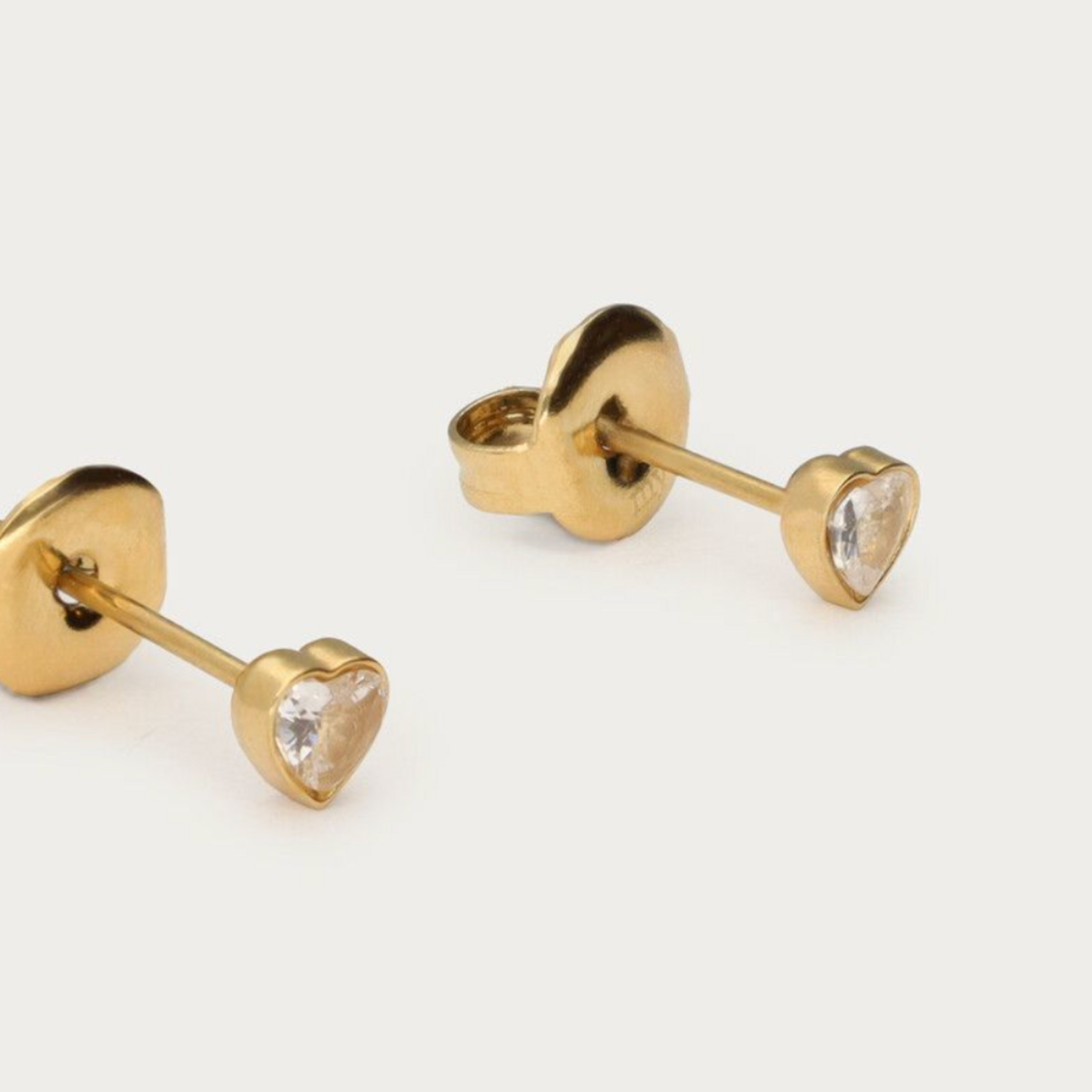 MY JEWELLERY MY JEWELLERY - Studs met transparant strass hartje goud