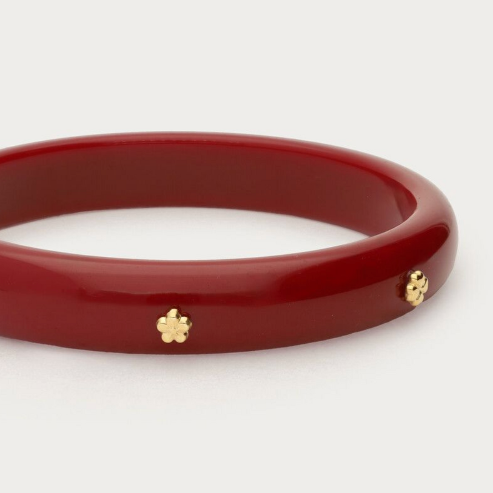 MY JEWELLERY MY JEWELLERY - Burgundy resin bangle met studs