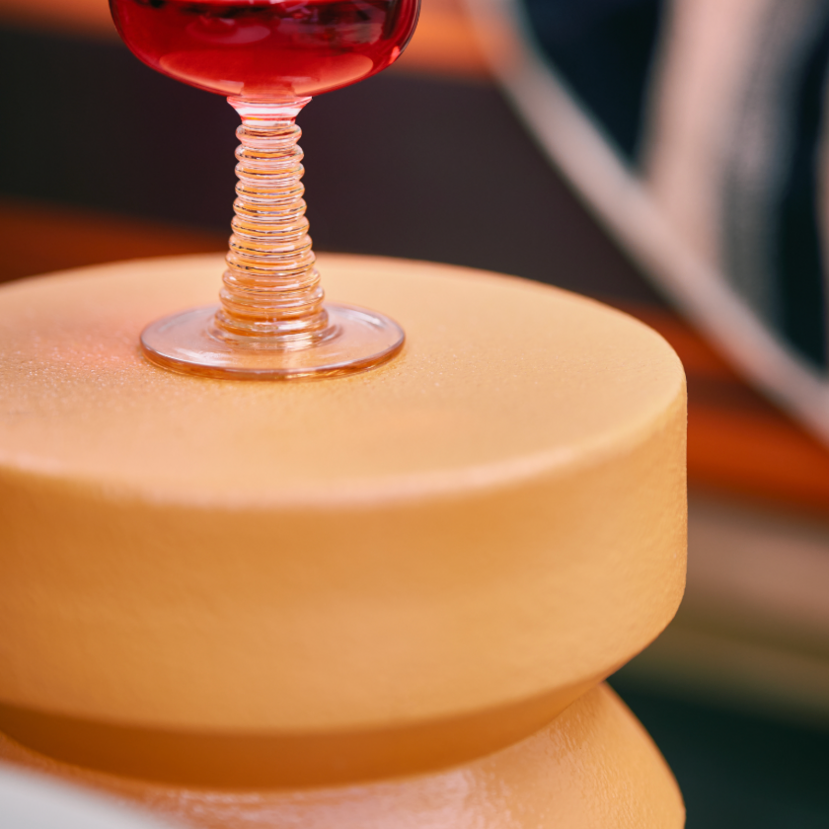 HKLIVING HKLIVING -  Swirl wine glass high nude AGL4429