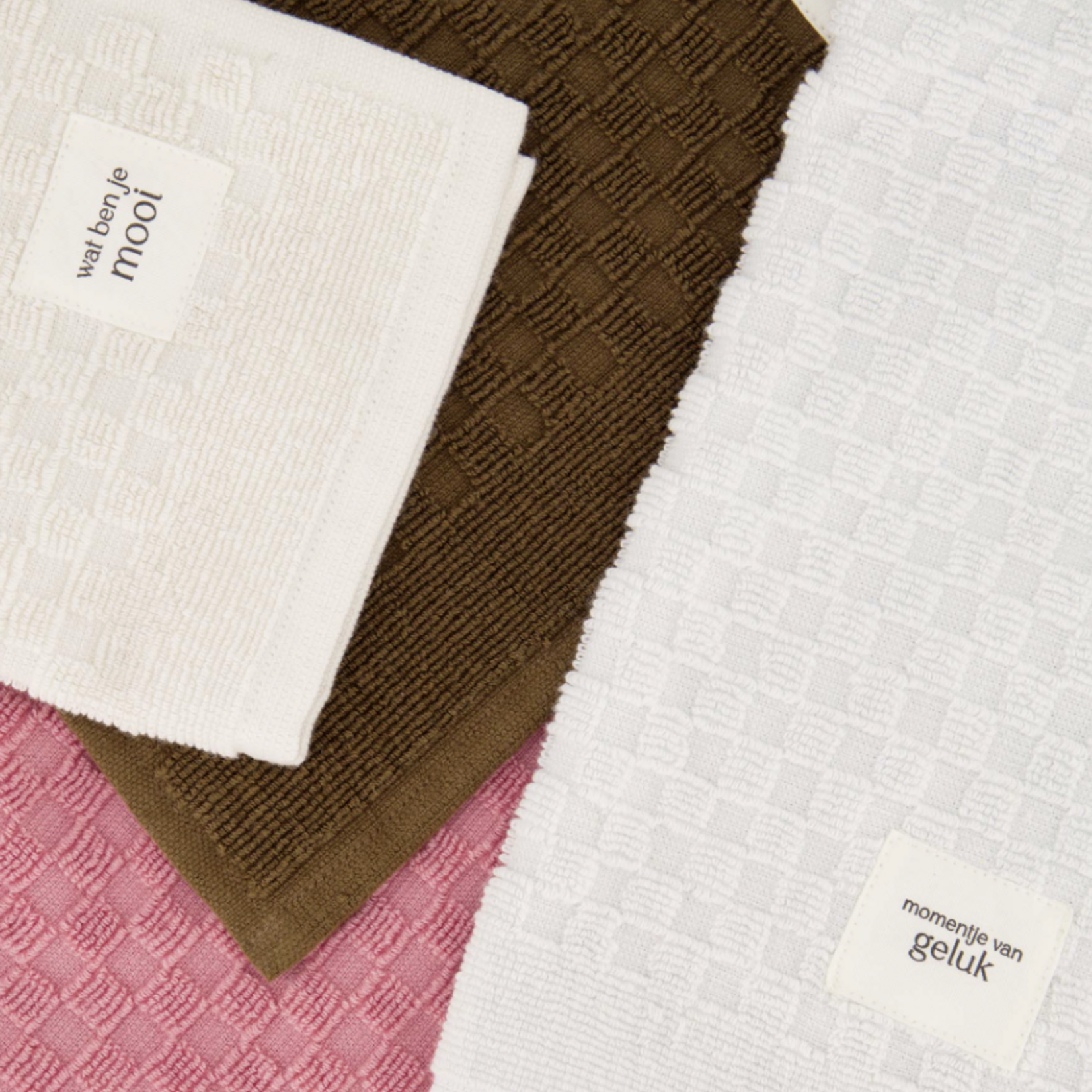 ZUSSS ZUSSS - Gastendoekje this moment is gold brown