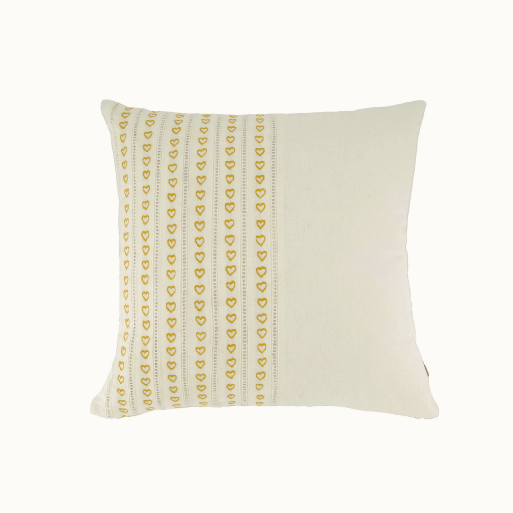 ZUSSS ZUSSS - Kussen hartjes 45x45cm wit/oker