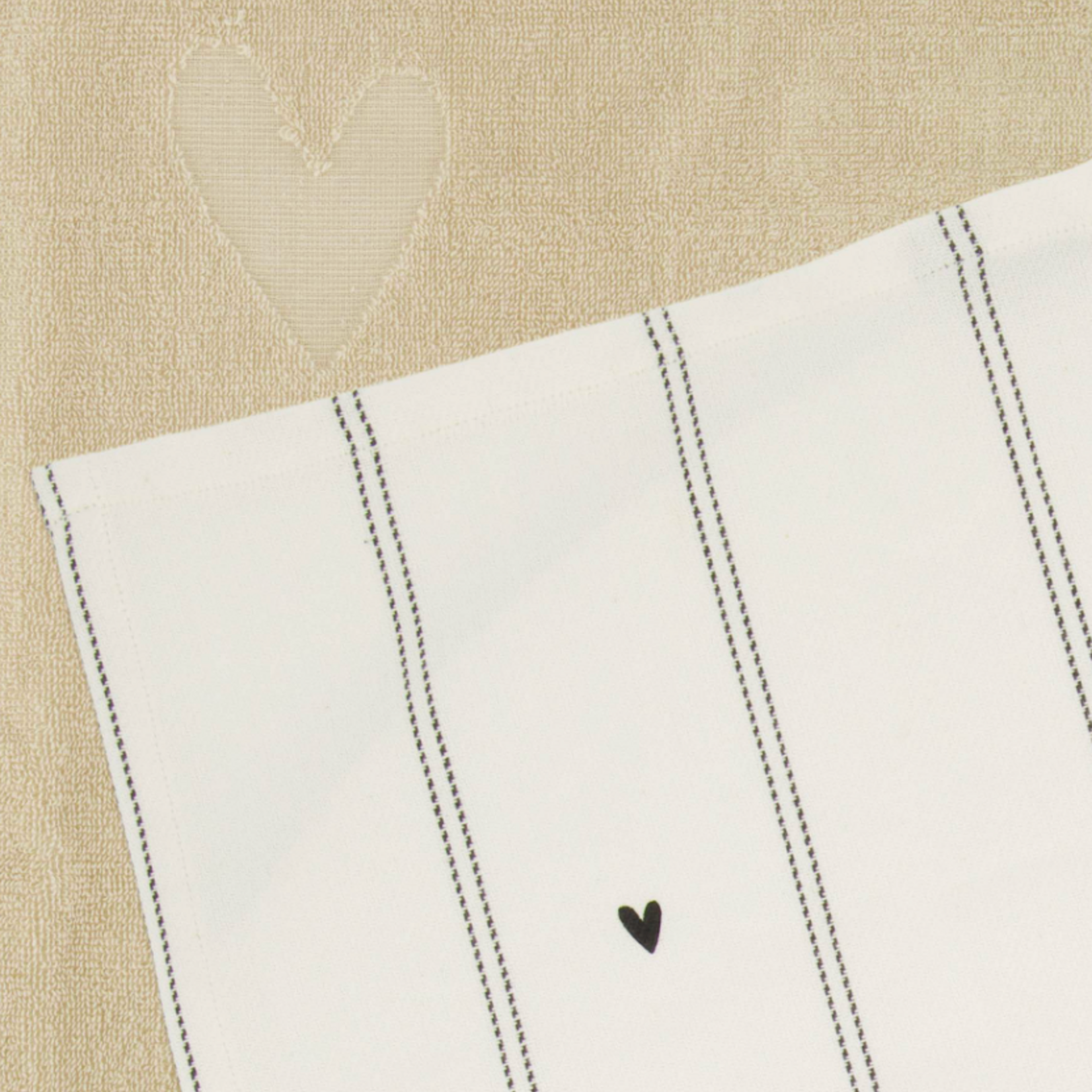 ZUSSS ZUSSS - Keukenset strepen / hartjes zand / antracietgrijs