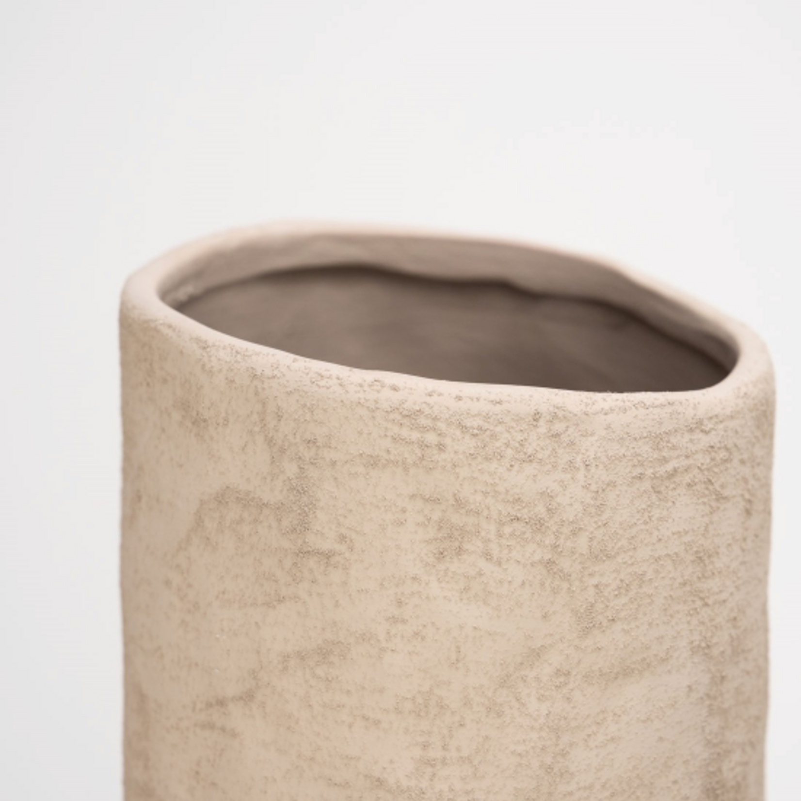 ISAA ISAA - Vaas Soave light brown  17x76 cm